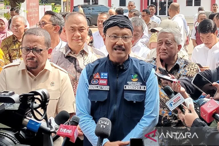 Menteri Sosial (Mensos) Saifullah Yusuf