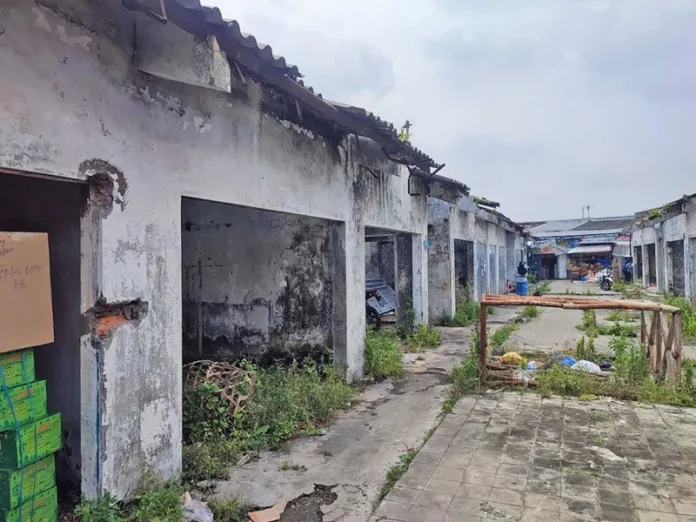 pasar lawang