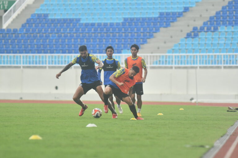 firman-arema-kanjuruhan-7-768x512