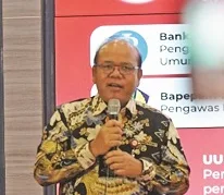 Foto-Kepala-OJK-Malang